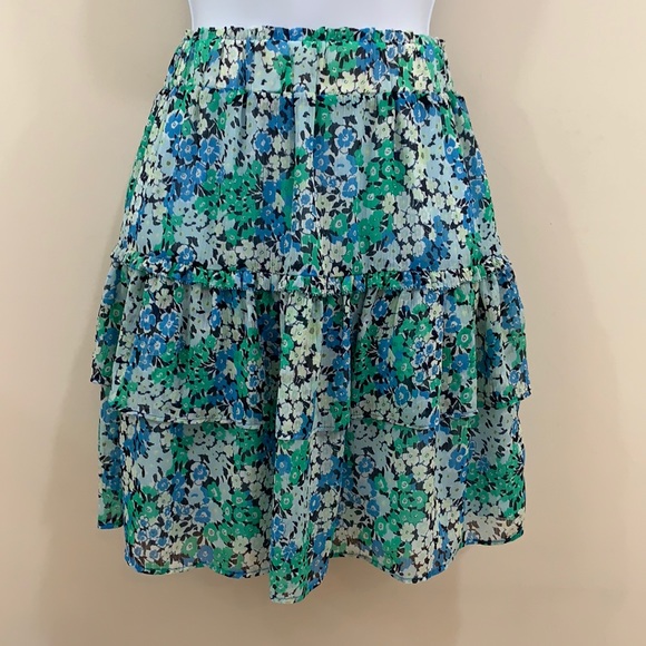 LOFT Dresses & Skirts - LOFT Floral Mini Skirt  NEW  Size XS